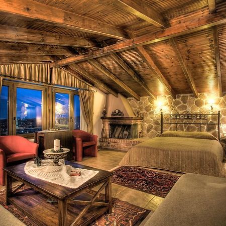 Militsa Guesthouse Naousa  الغرفة الصورة