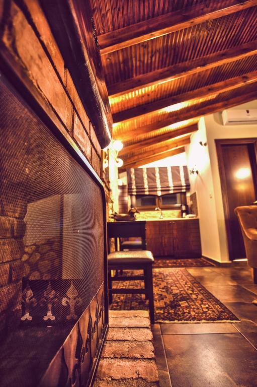 Militsa Guesthouse Naousa  الغرفة الصورة