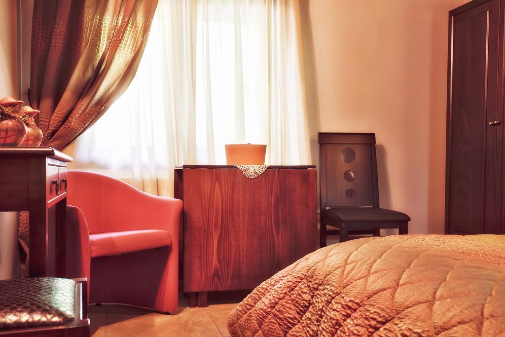 Militsa Guesthouse Naousa  الغرفة الصورة