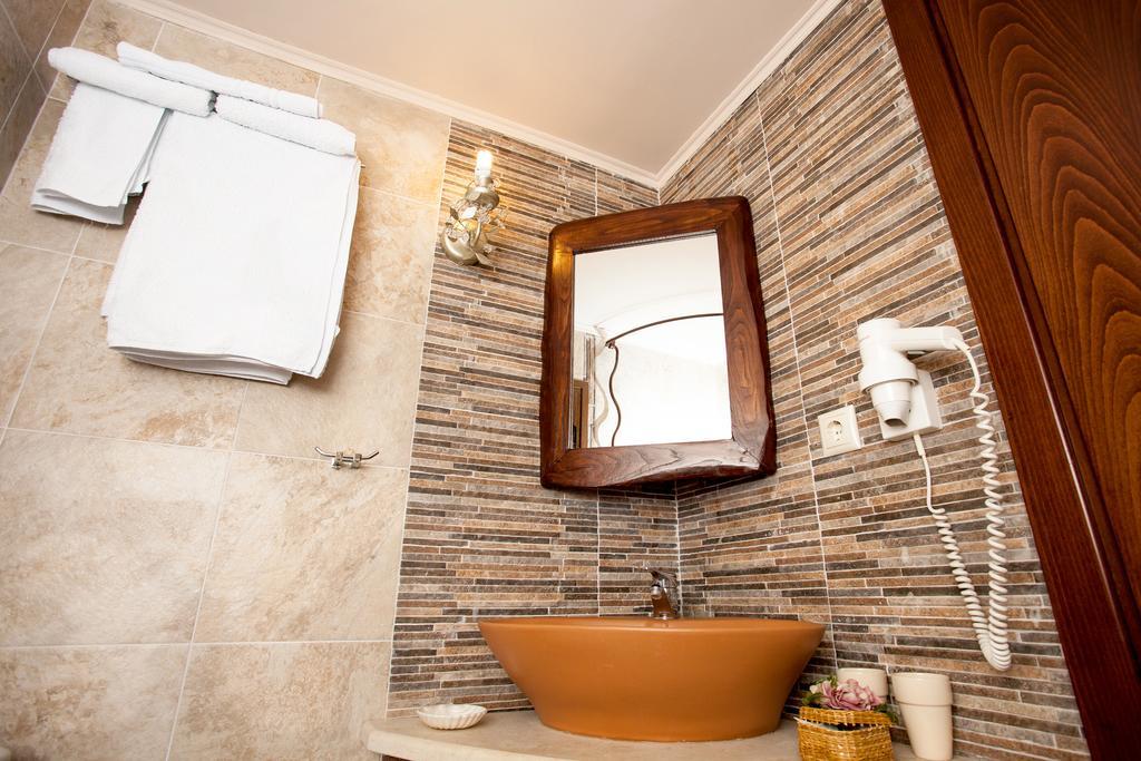 Militsa Guesthouse Naousa  الغرفة الصورة